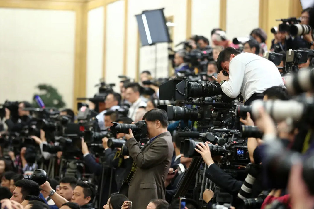 中央及省级新闻媒体聚焦楚雄医改凯发体育投注安全吗